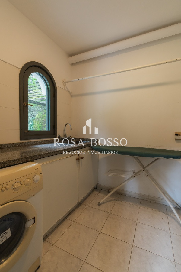 Casa ID.3723 - Casa, Venta, 5 dormitorios, Punta del Este, Uruguay