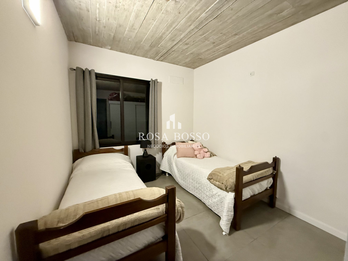 Apartamento ID.9943 - Venta Casa 3 dormitorios Punta Colorada Piriapolis