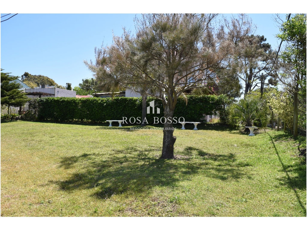 Casa ID.3229 - Casa, Alquiler, 3 dormitorios, Rincón del Indio, Punta del Este