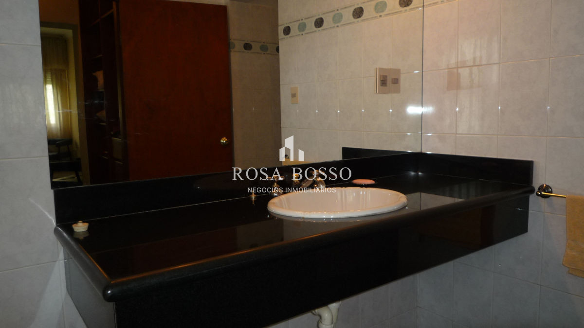 Casa ID.3410 - Casa en Mansa, 5 dormitorios *