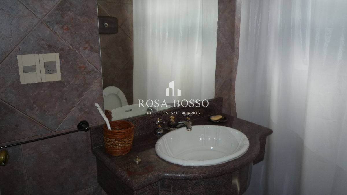 Casa ID.3410 - Casa en Mansa, 5 dormitorios *