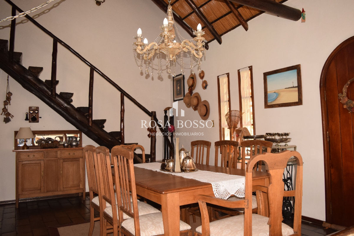 Casa ID.3085 - Casa en Pinares, 4 dormitorios *