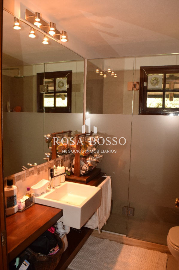 Casa ID.3085 - Casa en Pinares, 4 dormitorios *