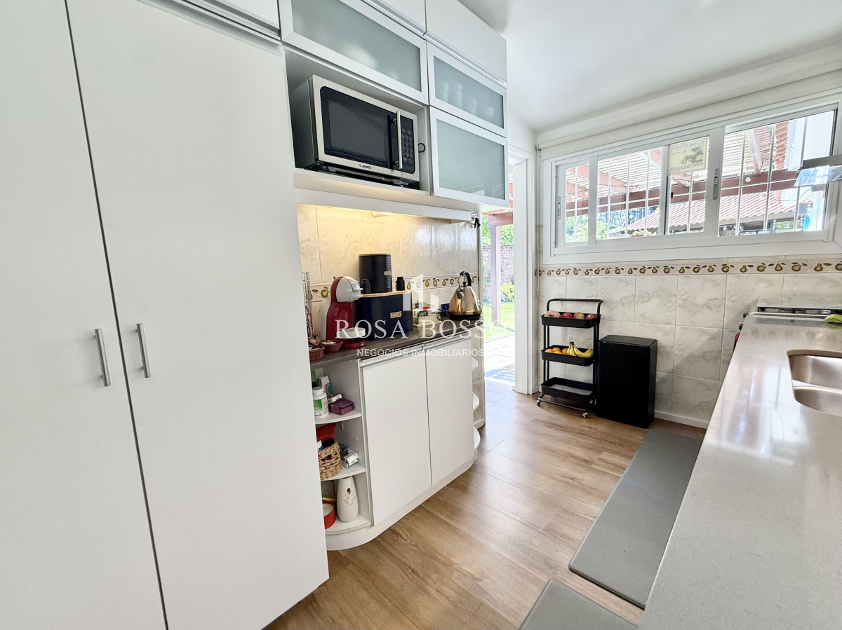 Apartamento ID.9830 - Casa Venta 4 dormitorios Lugano Punta del Este