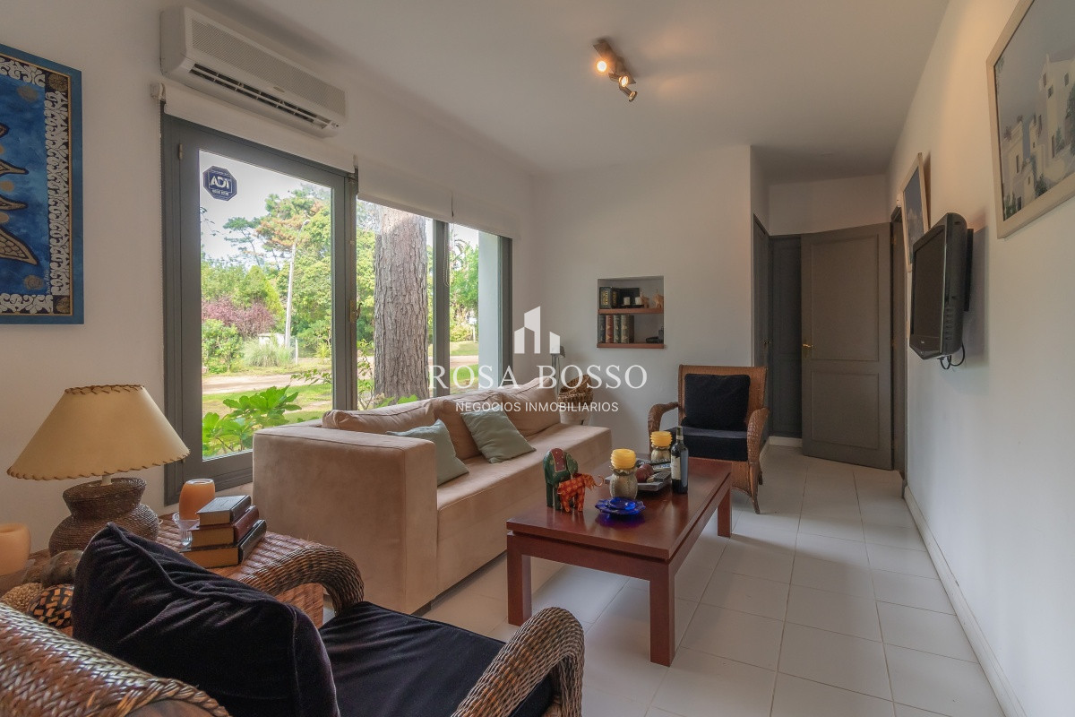 Casa ID.3723 - Casa, Venta, 5 dormitorios, Punta del Este, Uruguay