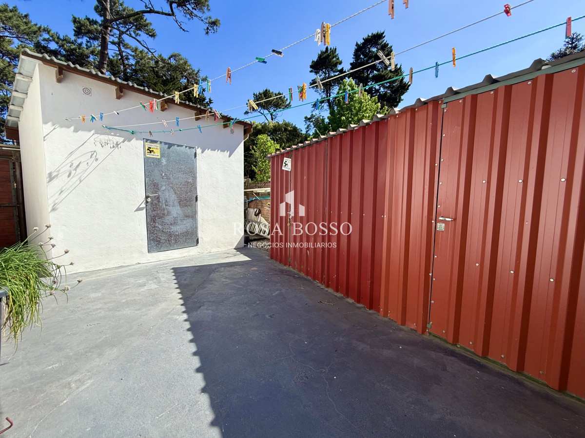 Apartamento ID.9830 - Casa Venta 4 dormitorios Lugano Punta del Este