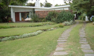 Casa en Pinares - Punta del Este.