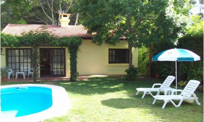 Linda propiedad en un entorno tranquilo, para la venta.