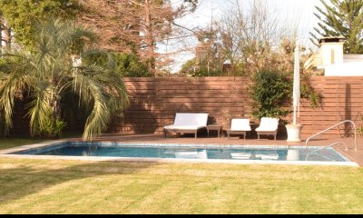 Casa en Pinares, 4 dormitorios *