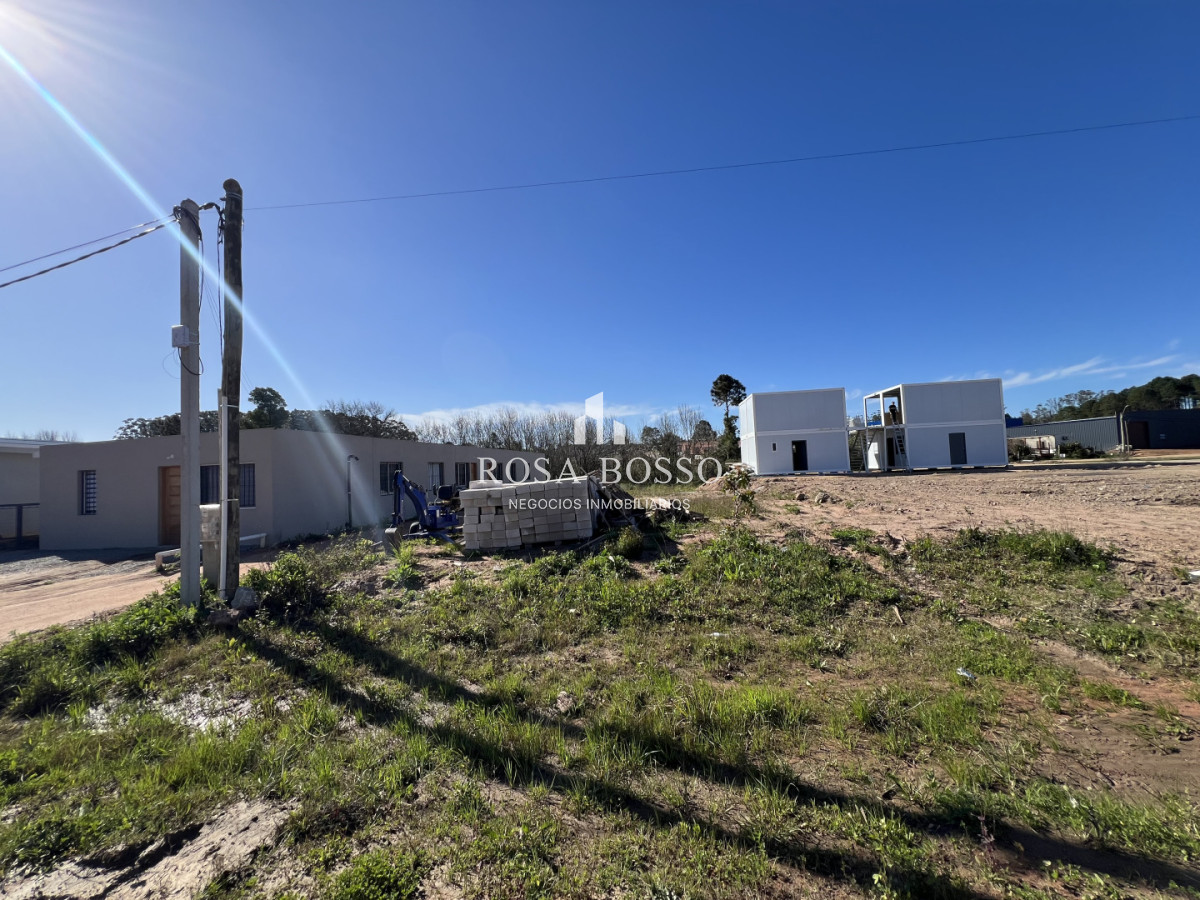 Apartamento ID.8705 - Terreno, Venta, Maldonado, Altos de la Laguna
