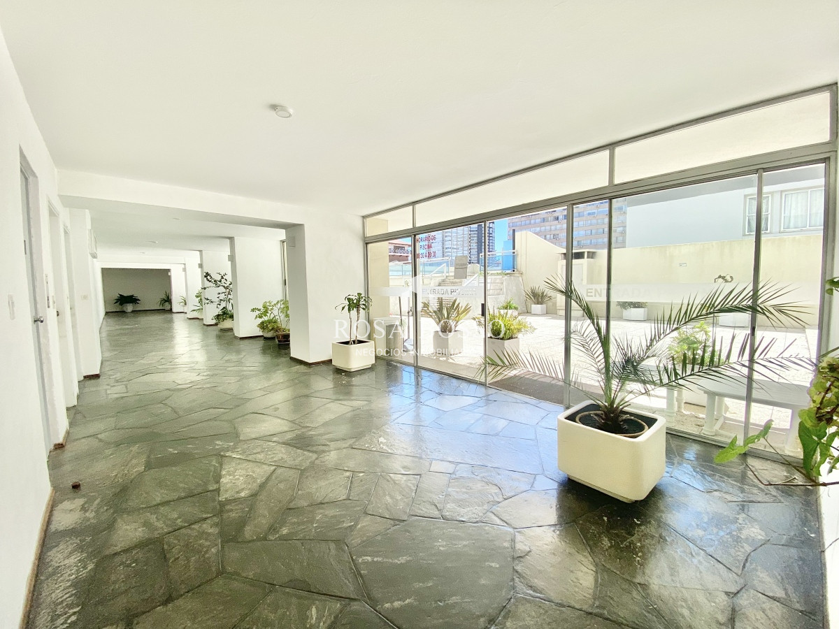 Apartamento ID.480 - Apartamento en Venta 2 dormitorios Península Punta del Este 