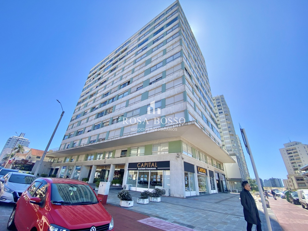 Apartamento ID.480 - Apartamento en Venta 2 dormitorios Península Punta del Este 