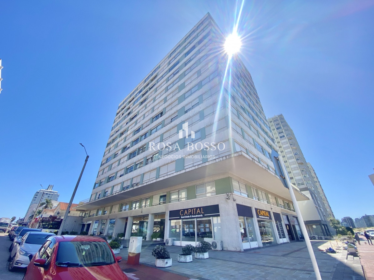 Apartamento ID.480 - Apartamento en Venta 2 dormitorios Península Punta del Este 