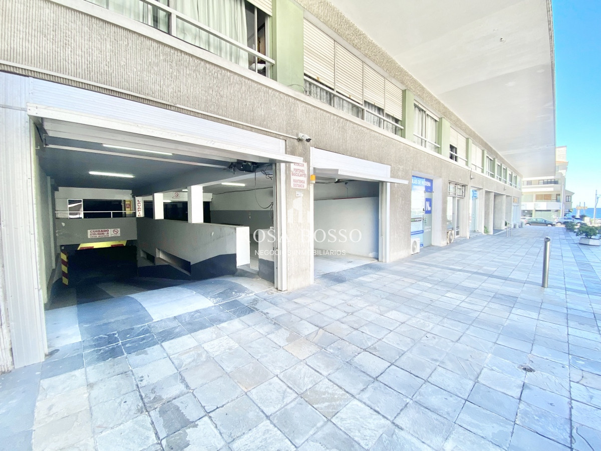 Apartamento ID.480 - Apartamento en Venta 2 dormitorios Península Punta del Este 