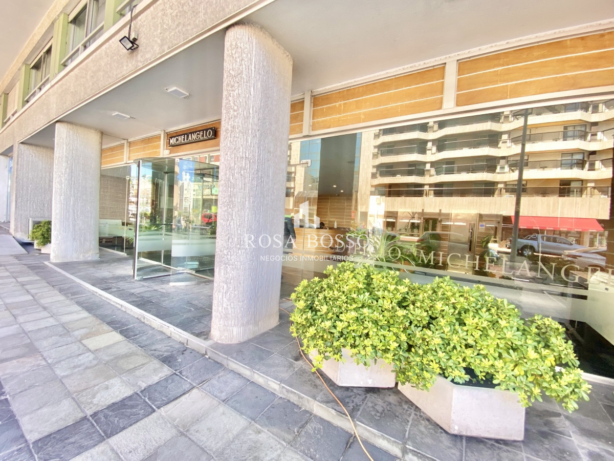 Apartamento ID.480 - Apartamento en Venta 2 dormitorios Península Punta del Este 