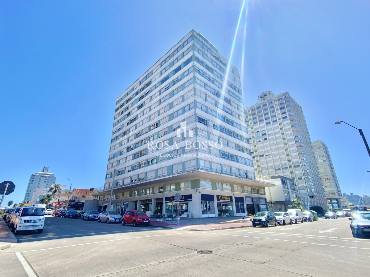 Apartamento ID.480 - Apartamento en Venta 2 dormitorios Península Punta del Este 