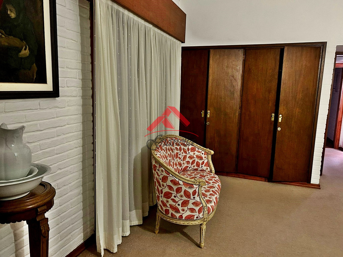 Casa ID.1879 - Hermosa casa en alquiler 