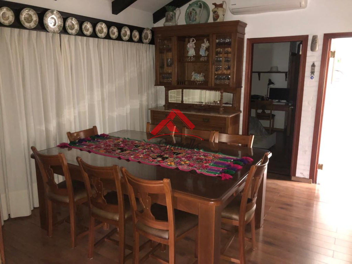 Casa ID.1879 - Hermosa casa en alquiler 