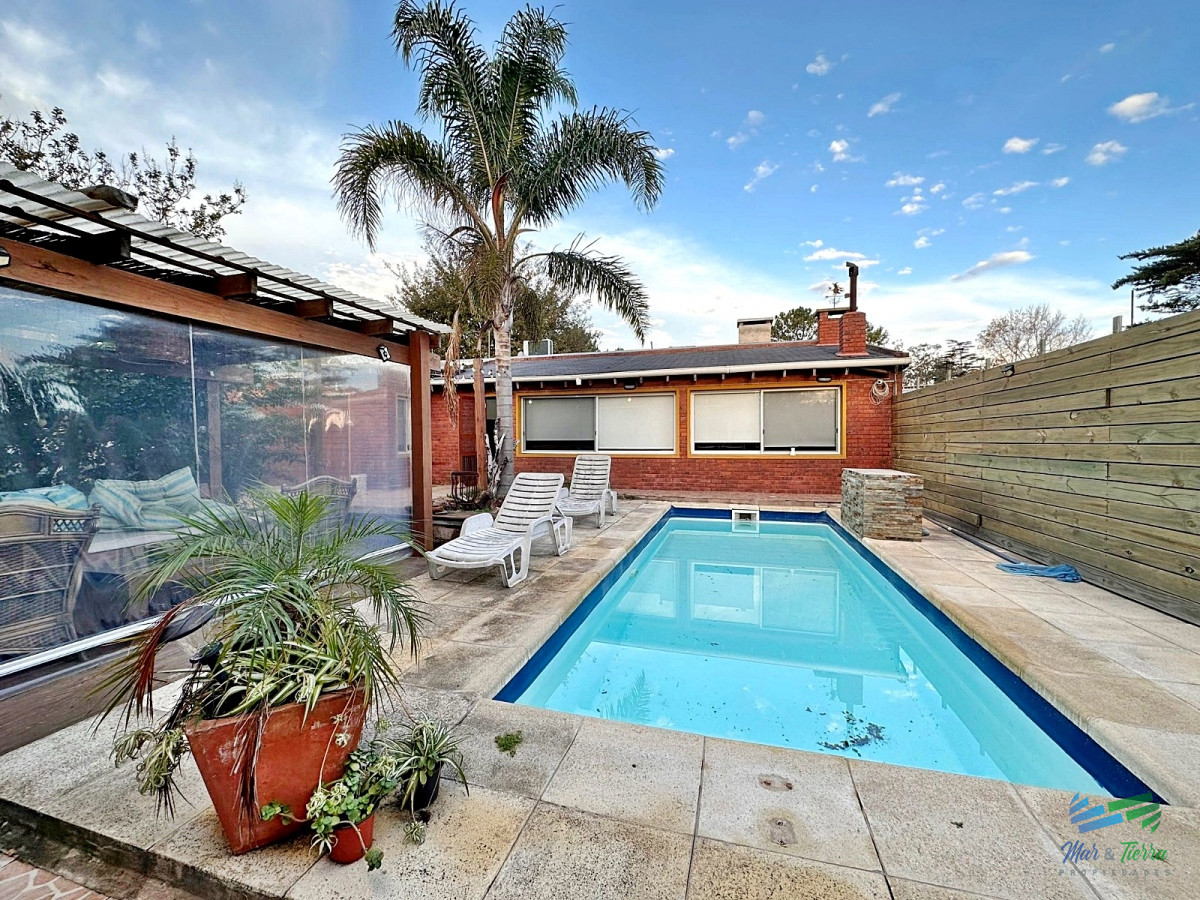 Casa ID.4489 - Casa en mansa próxima al mar!!