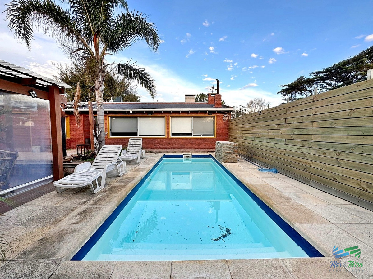 Casa ID.4489 - Casa en mansa próxima al mar!!