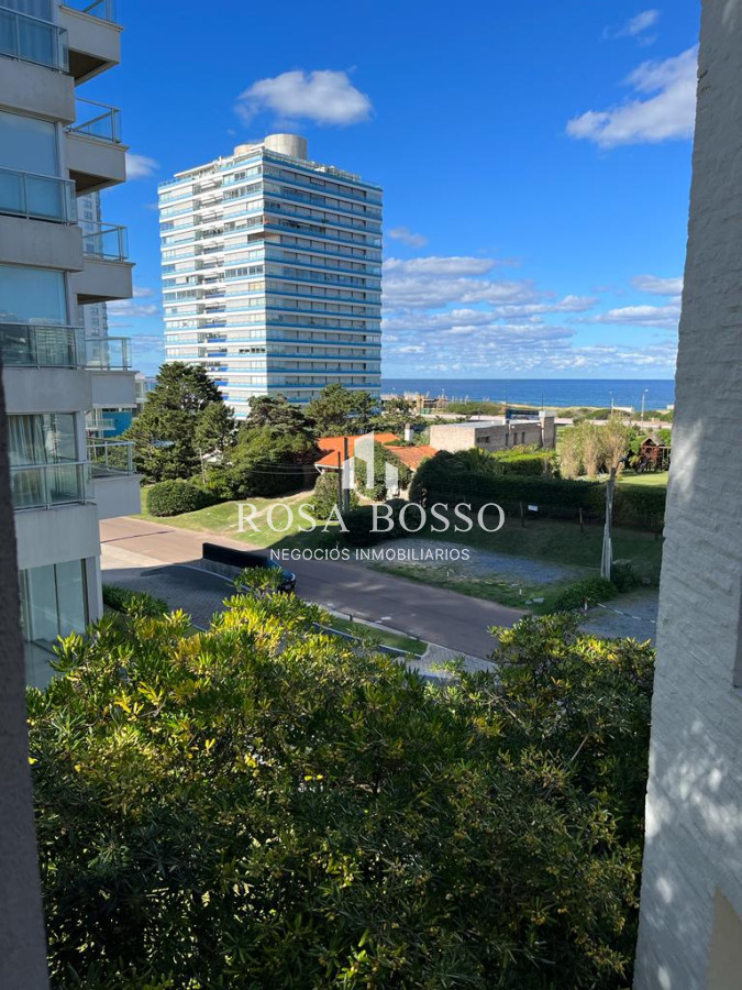Apartamento ID.9792 - Apartamento en venta 2 dormitorios -Brava Punta del Este