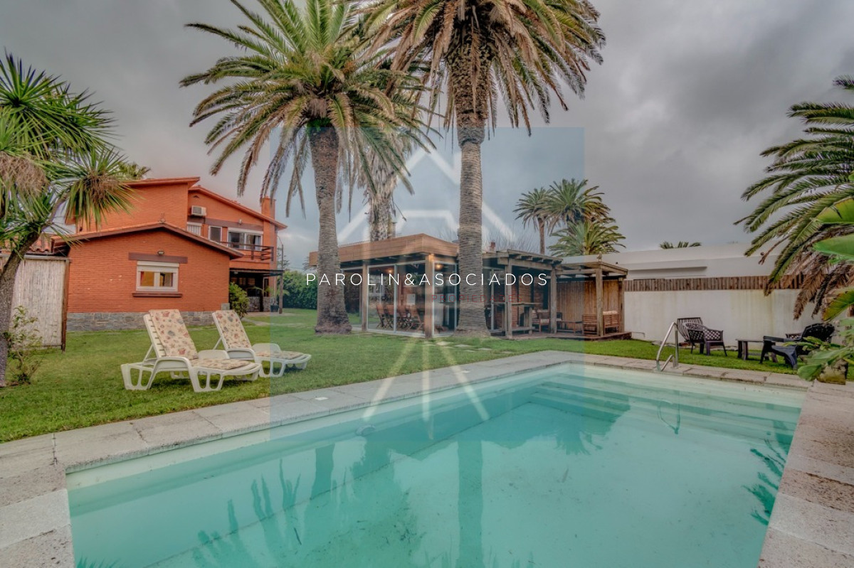 Casa en alquiler anual y venta! ubicación única