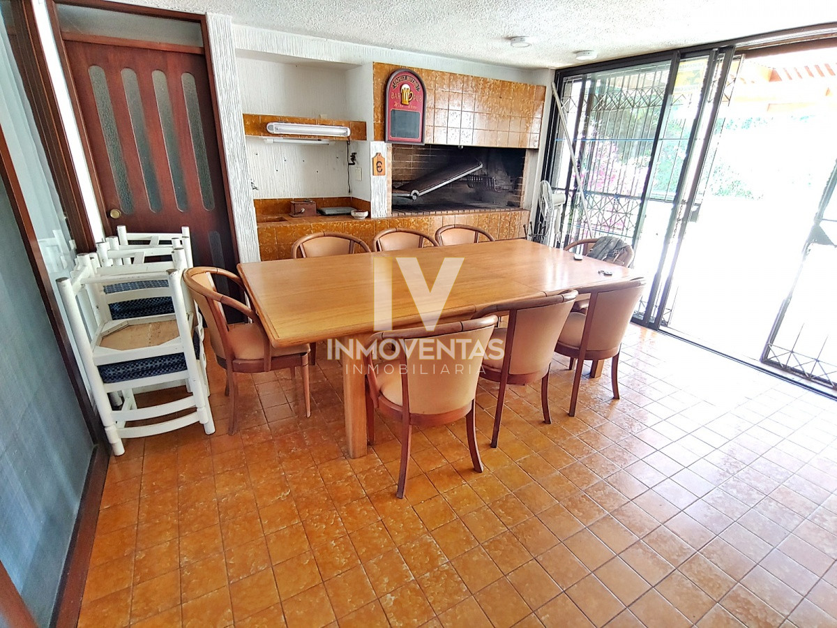 Casa ID.3412 - Residencia de categoría en paradas de Mansa