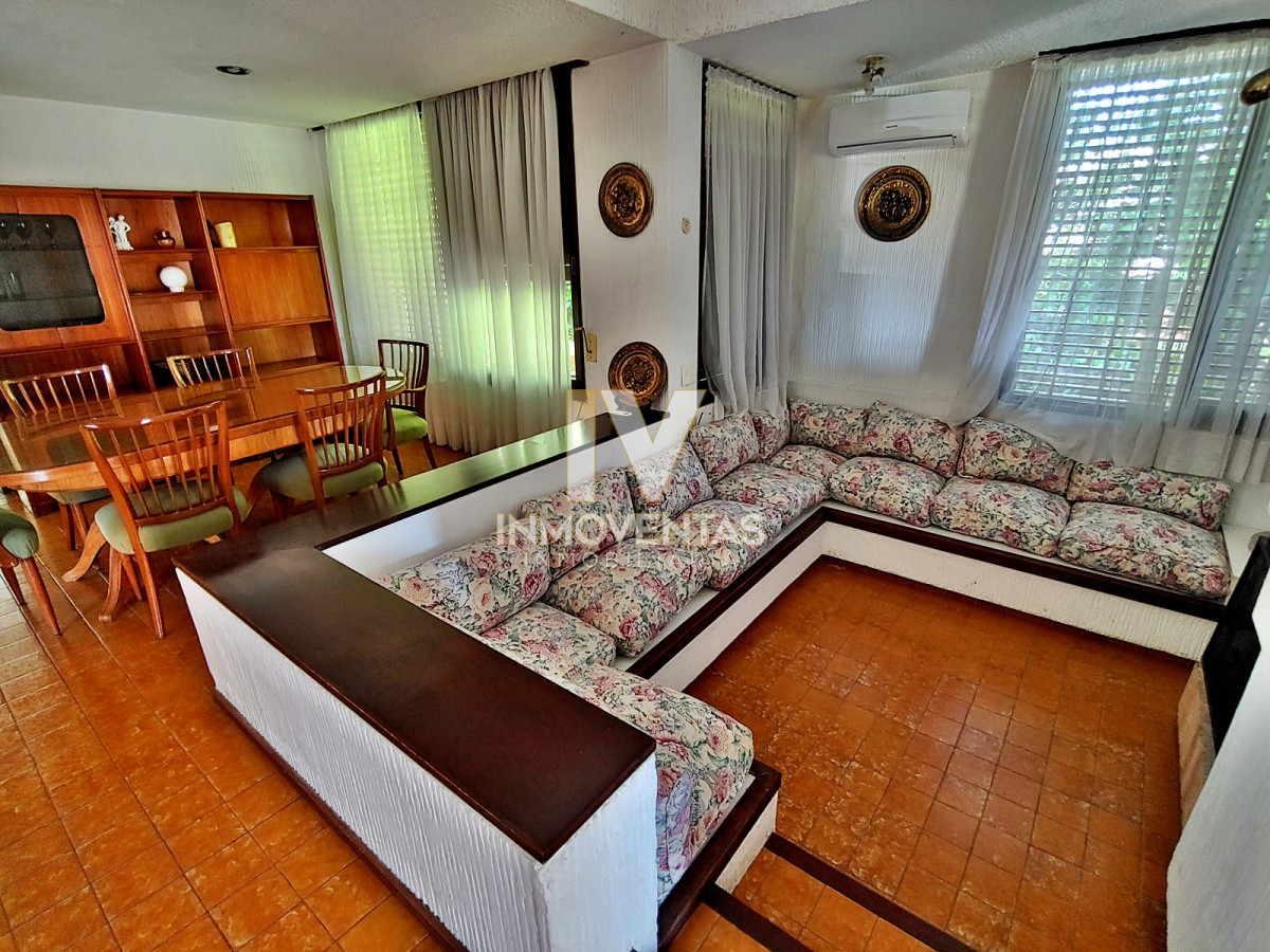 Casa ID.3412 - Residencia de categoría en paradas de Mansa