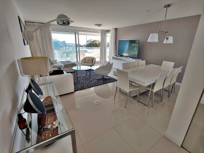 Apartamento en Punta del Este, Mansa