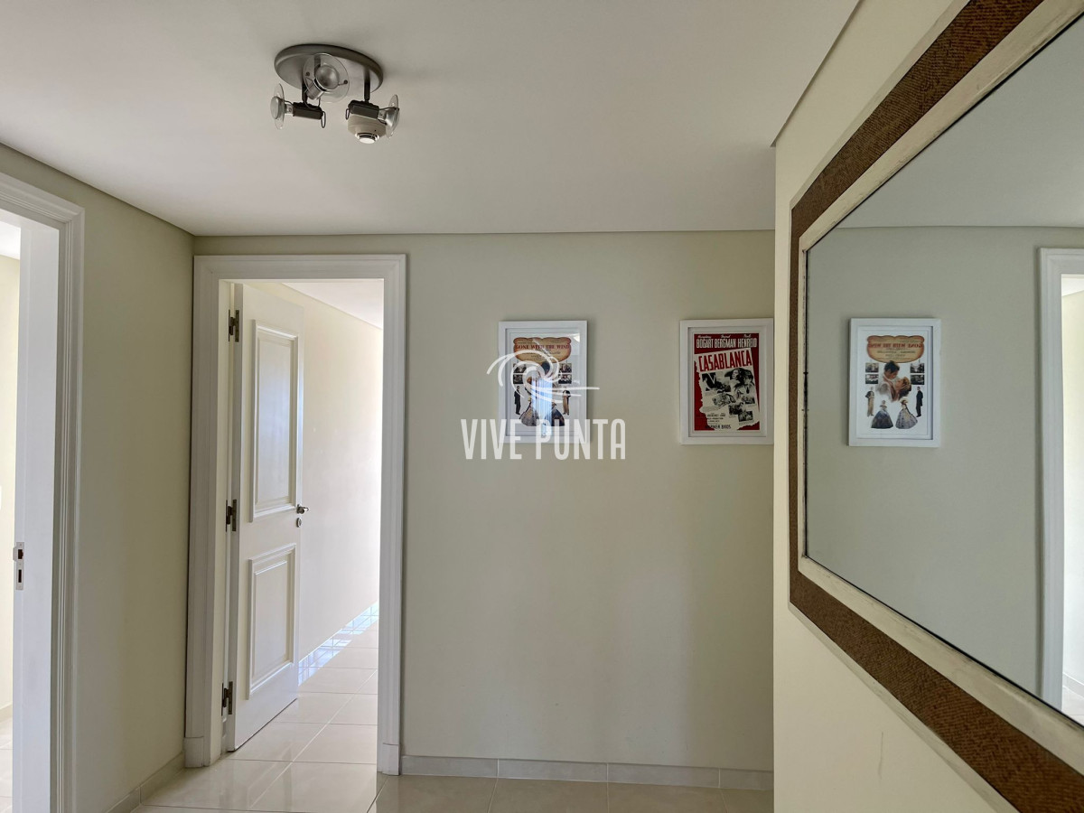 Apartamento ID.562 - Hermoso apartamento en edificio de categoría!!!