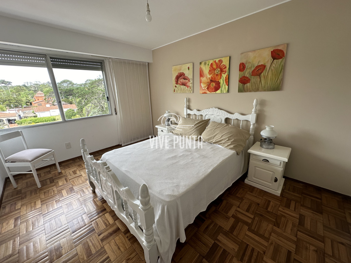 Apartamento ID.1043 - Apartamento frente al mar en Alquiler temporada de 4 dormitorios disponible enero PUNTA DEL ESTE, Mansa-
