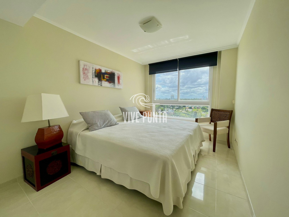 Apartamento ID.562 - Hermoso apartamento en edificio de categoría!!!