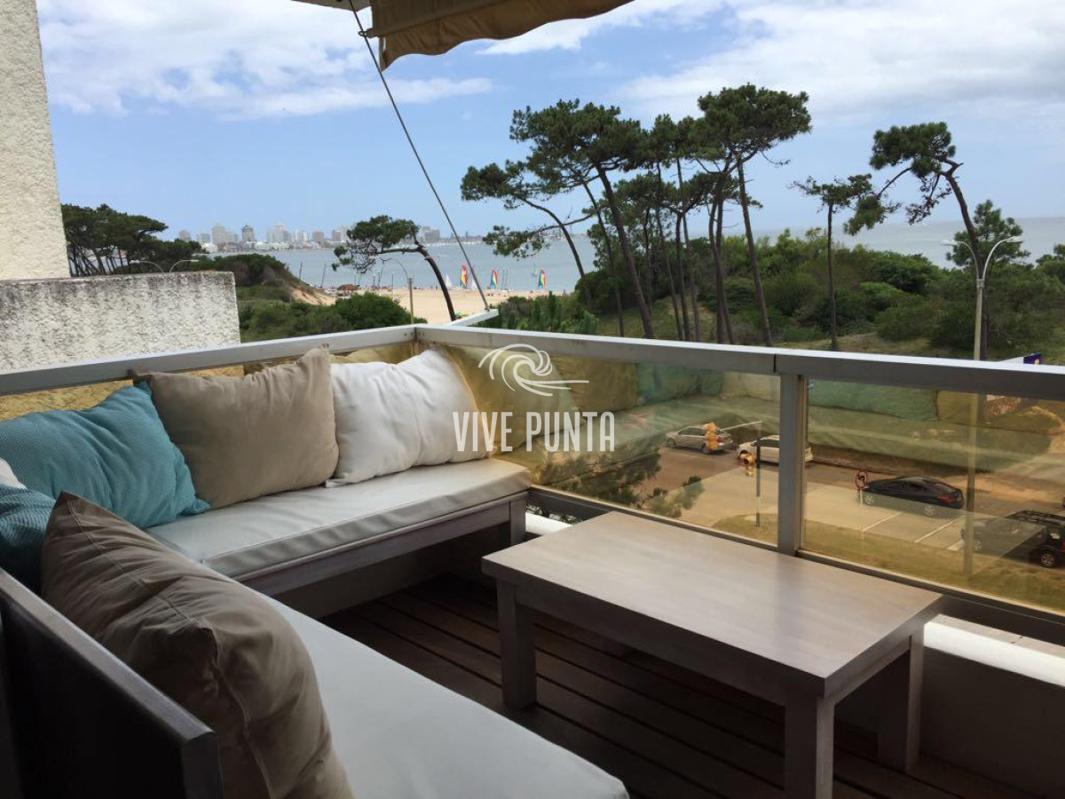 Apartamento ID.1043 - Apartamento frente al mar en Alquiler temporada de 4 dormitorios disponible enero PUNTA DEL ESTE, Mansa-