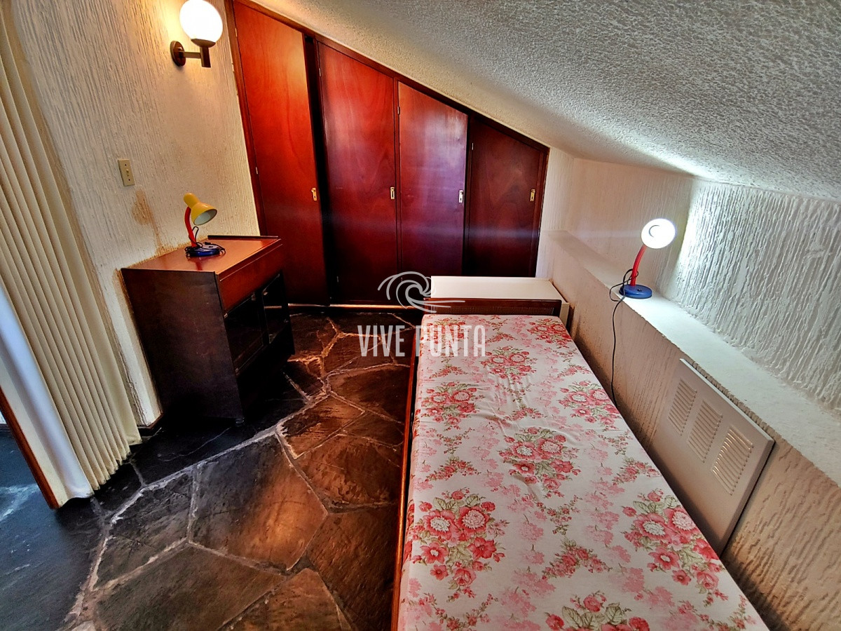 Casa ID.693 - Residencia de categoría en paradas de Mansa