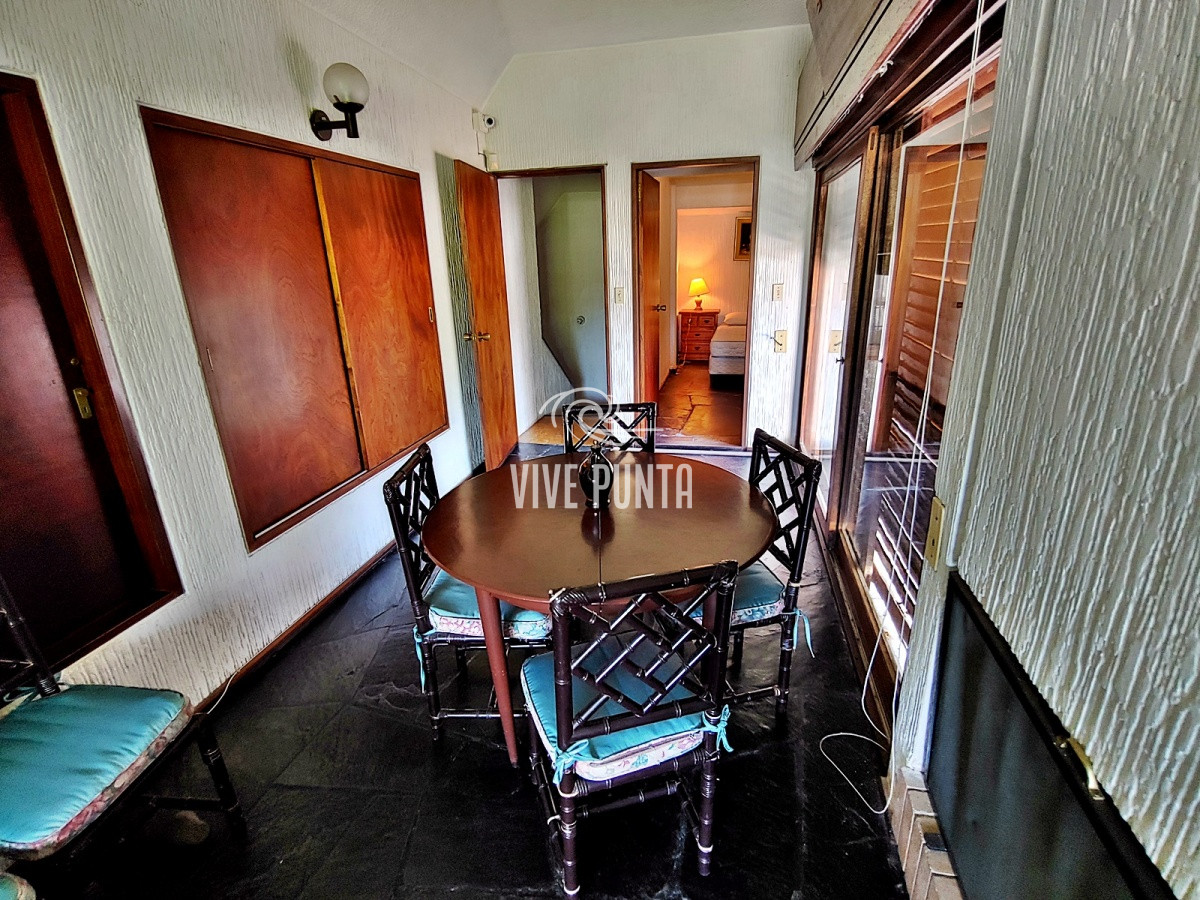 Casa ID.693 - Residencia de categoría en paradas de Mansa