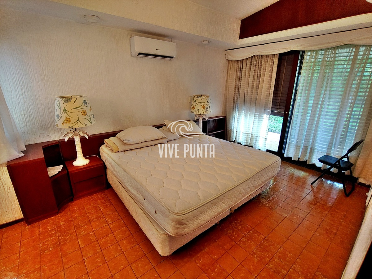 Casa ID.693 - Residencia de categoría en paradas de Mansa