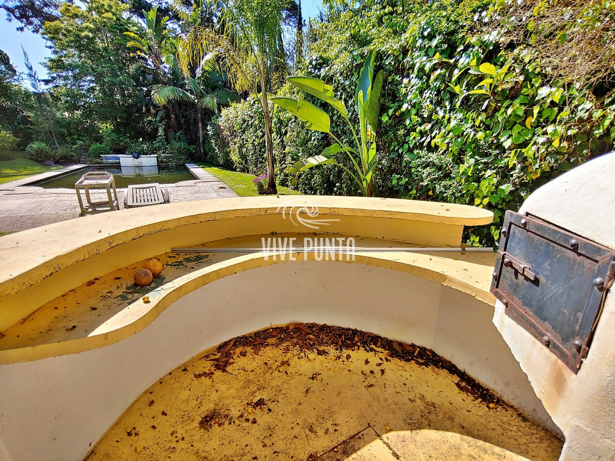 Casa ID.693 - Residencia de categoría en paradas de Mansa