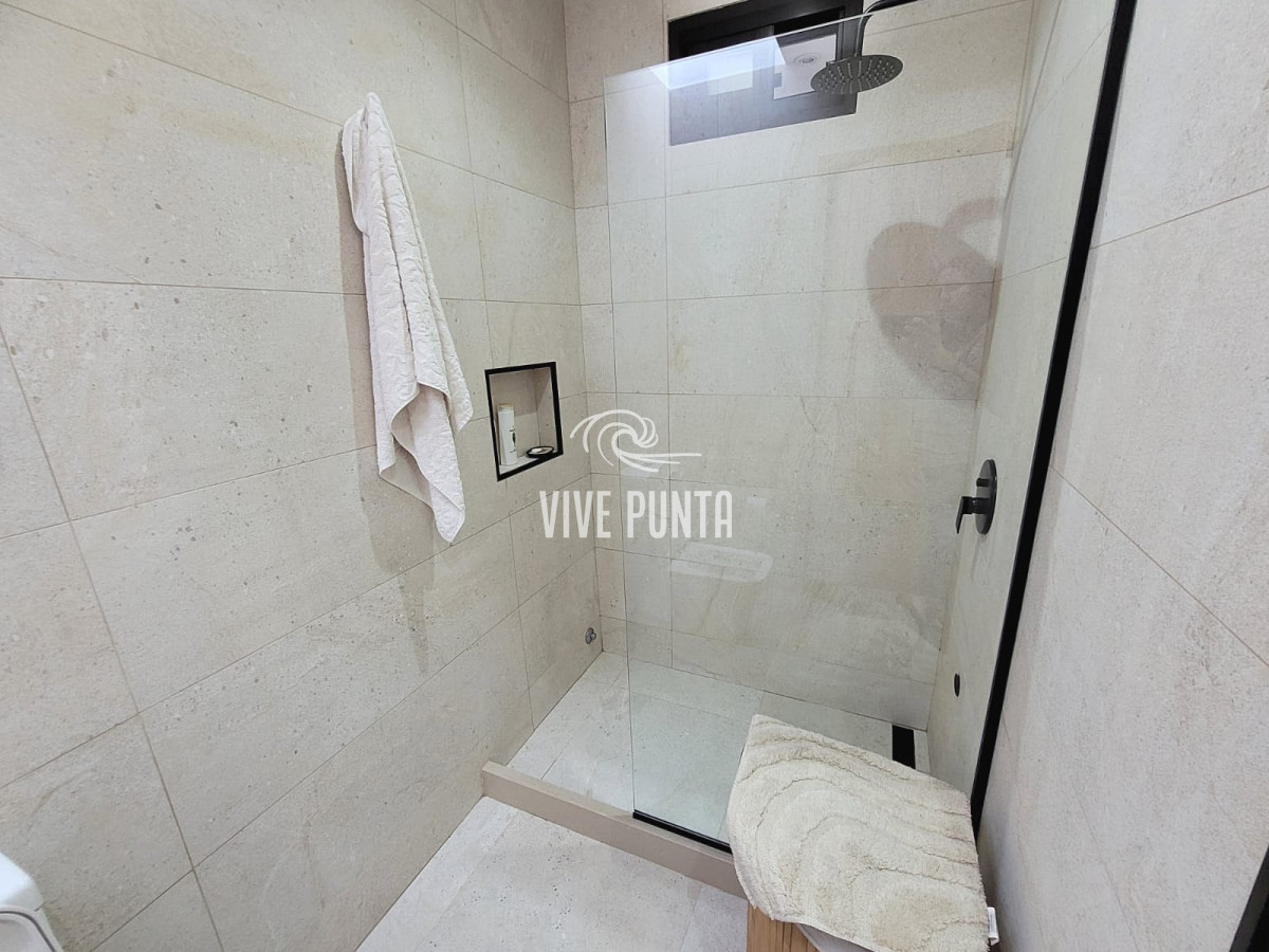 Casa ID.1094 - Alquiler en Punta del Este de 3 dormitorios