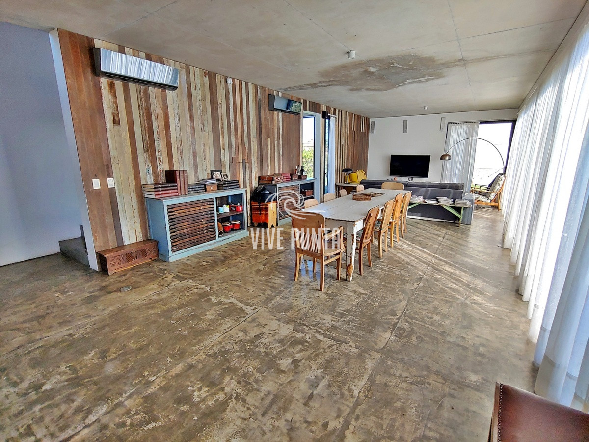 Casa ID.257 - Espectacular residencia en Punta Piedras