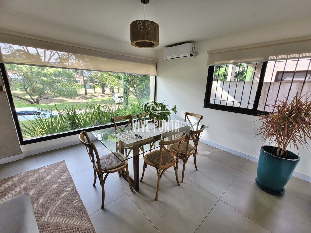 Casa ID.1094 - Alquiler en Punta del Este de 3 dormitorios