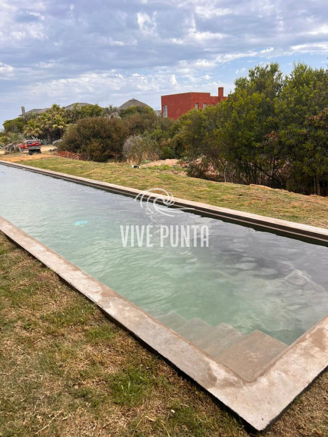Casa ID.257 - Espectacular residencia en Punta Piedras