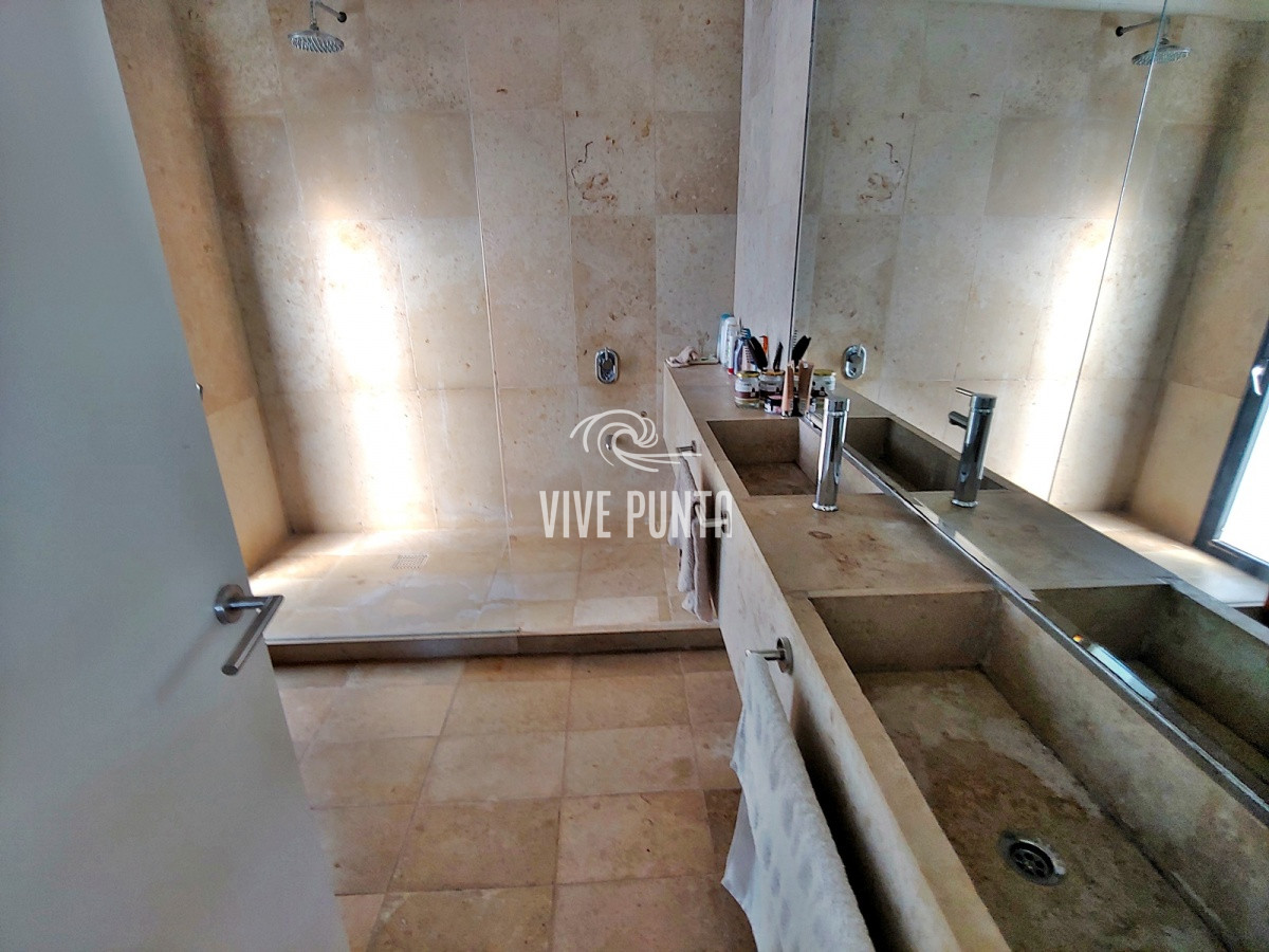 Casa ID.257 - Espectacular residencia en Punta Piedras