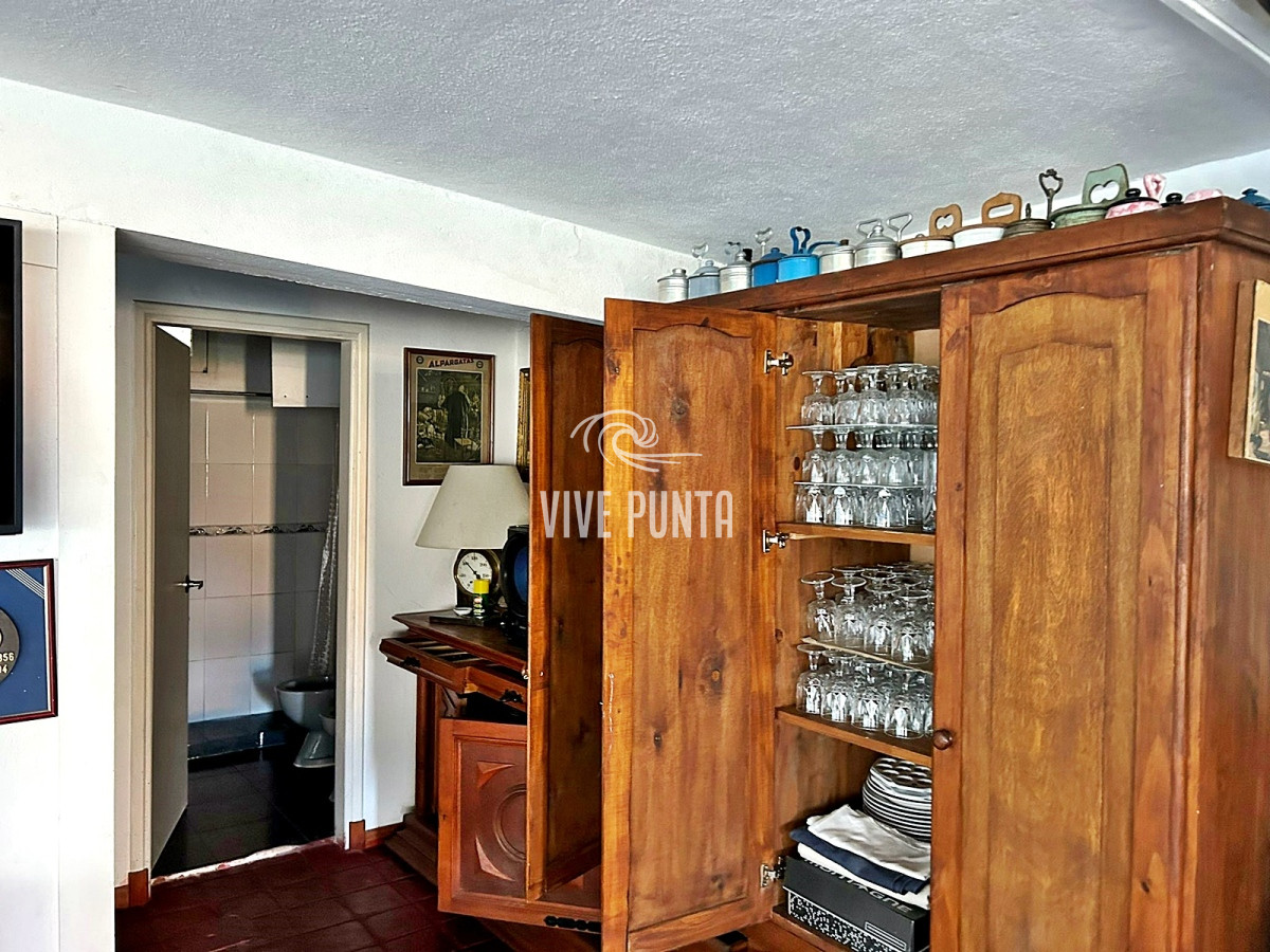 Casa ID.1042 - Hermosa casa en alquiler 