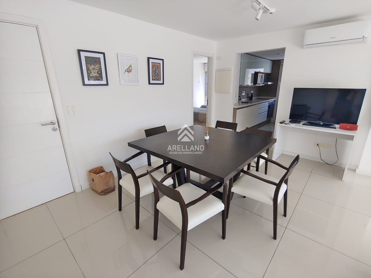 Apartamento ID.2983 - Venta Penthouse a pasos del mar.
