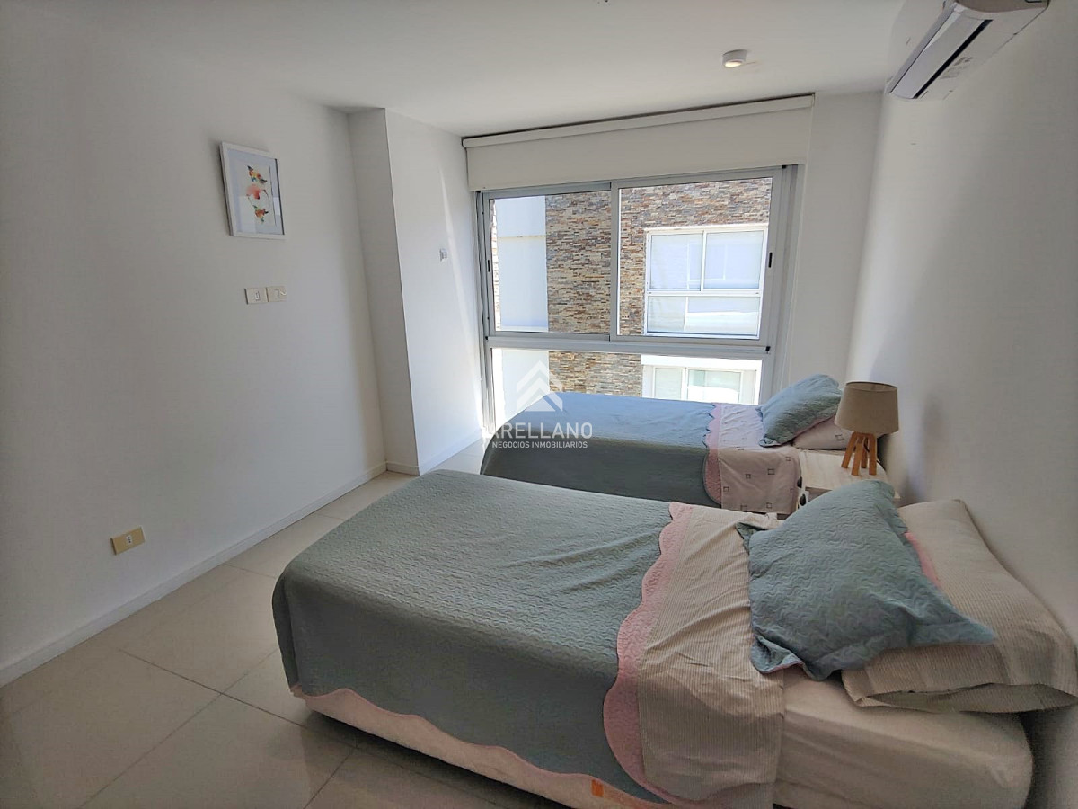 Apartamento ID.2983 - Venta Penthouse a pasos del mar.