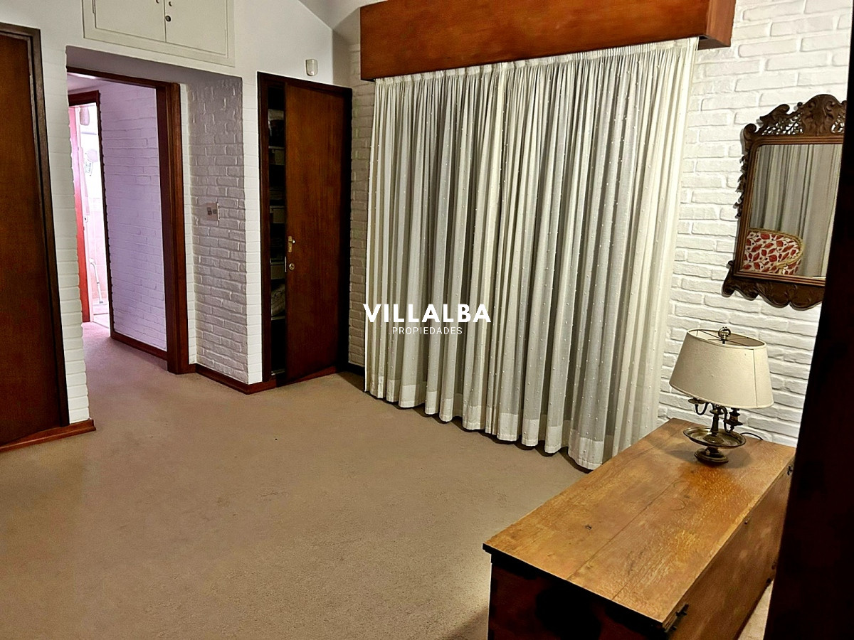 Casa ID.2753 - Hermosa casa en alquiler 