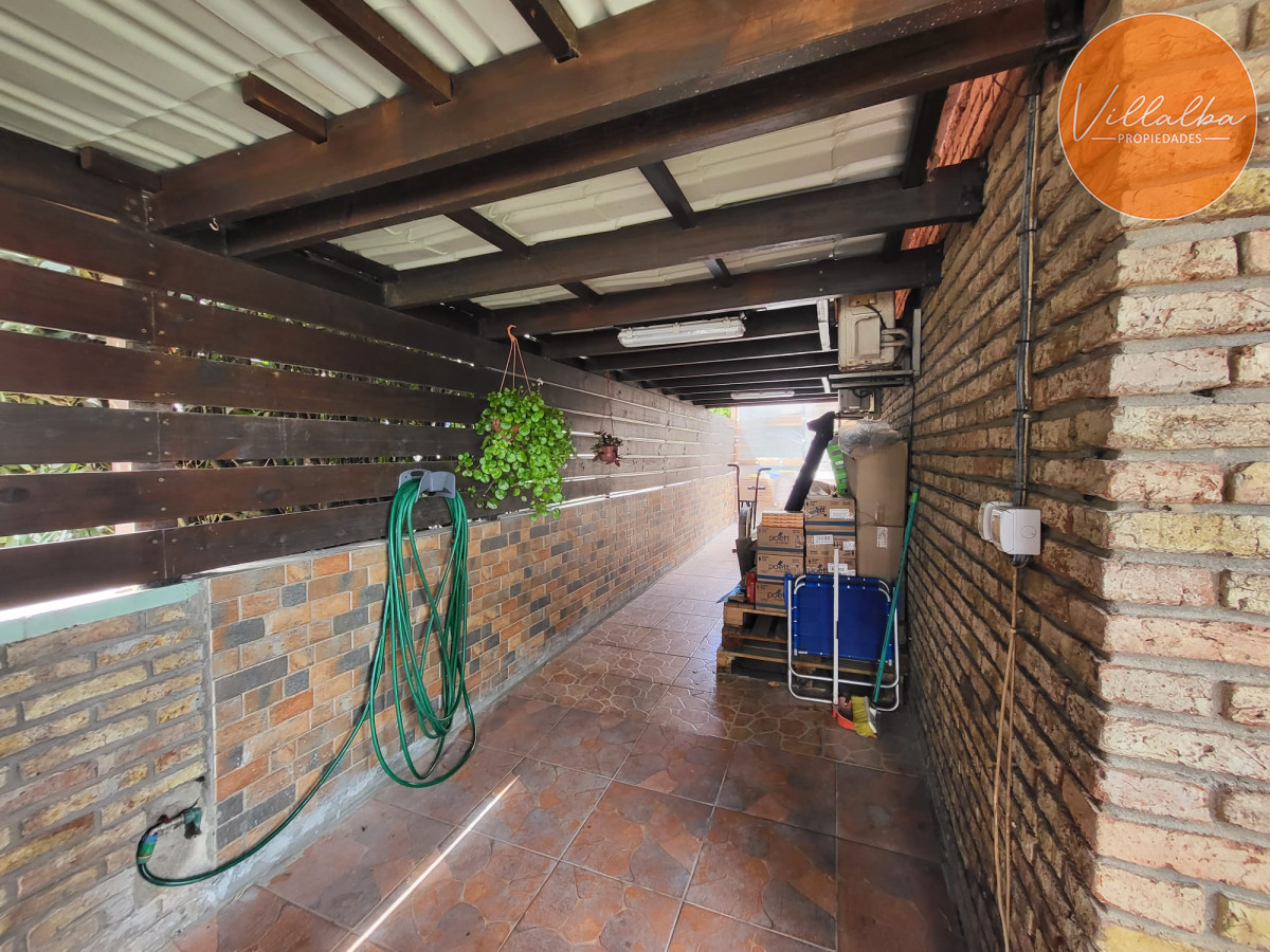 Casa ID.2770 - Zona nuevo Shopping