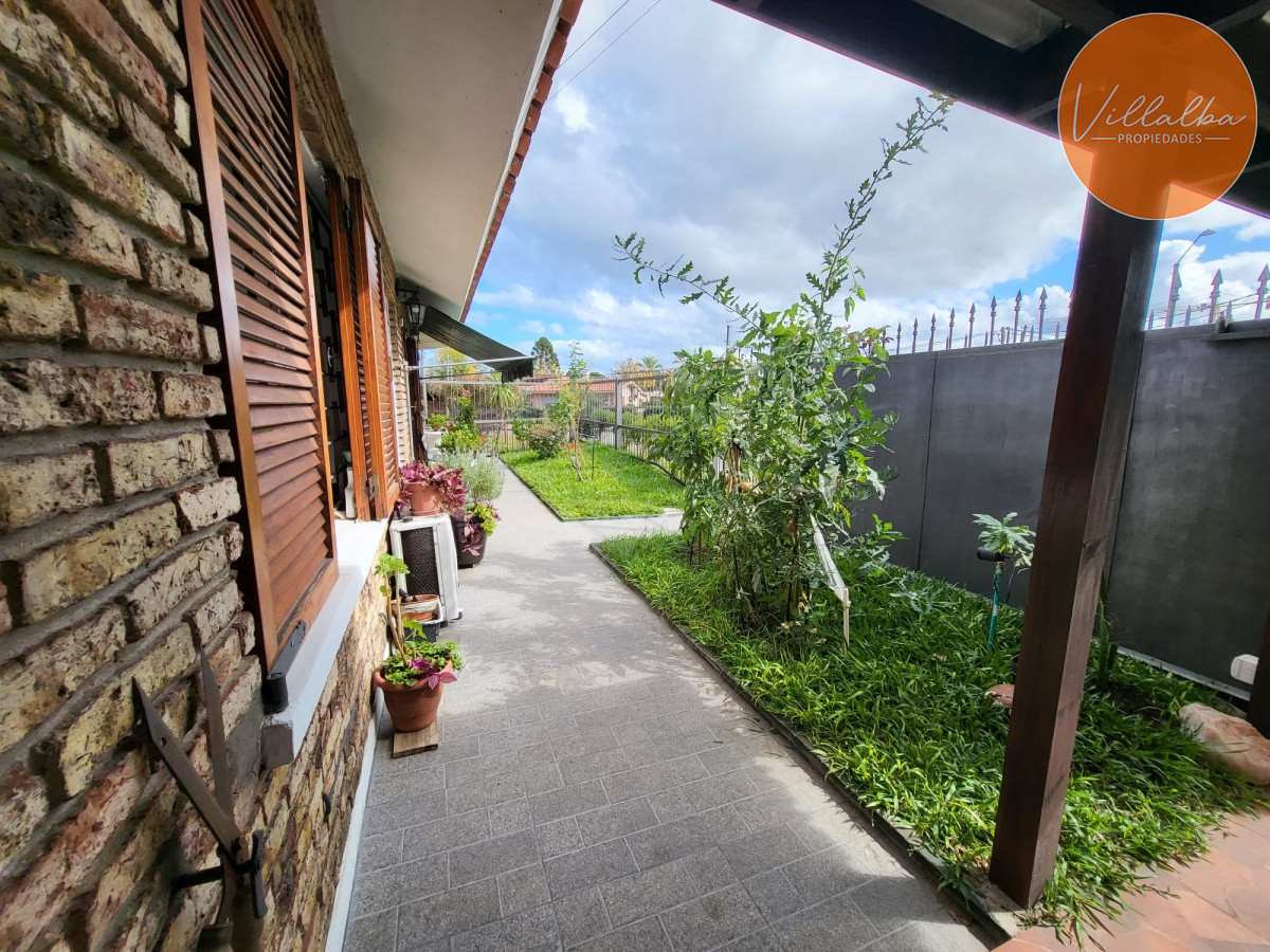 Casa ID.2770 - Zona nuevo Shopping