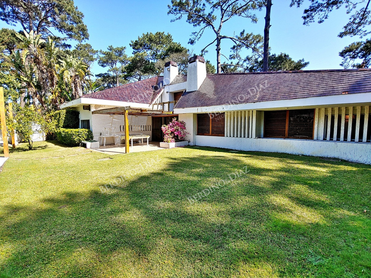 Casa ID.1904 - Residencia de categoría en paradas de Mansa