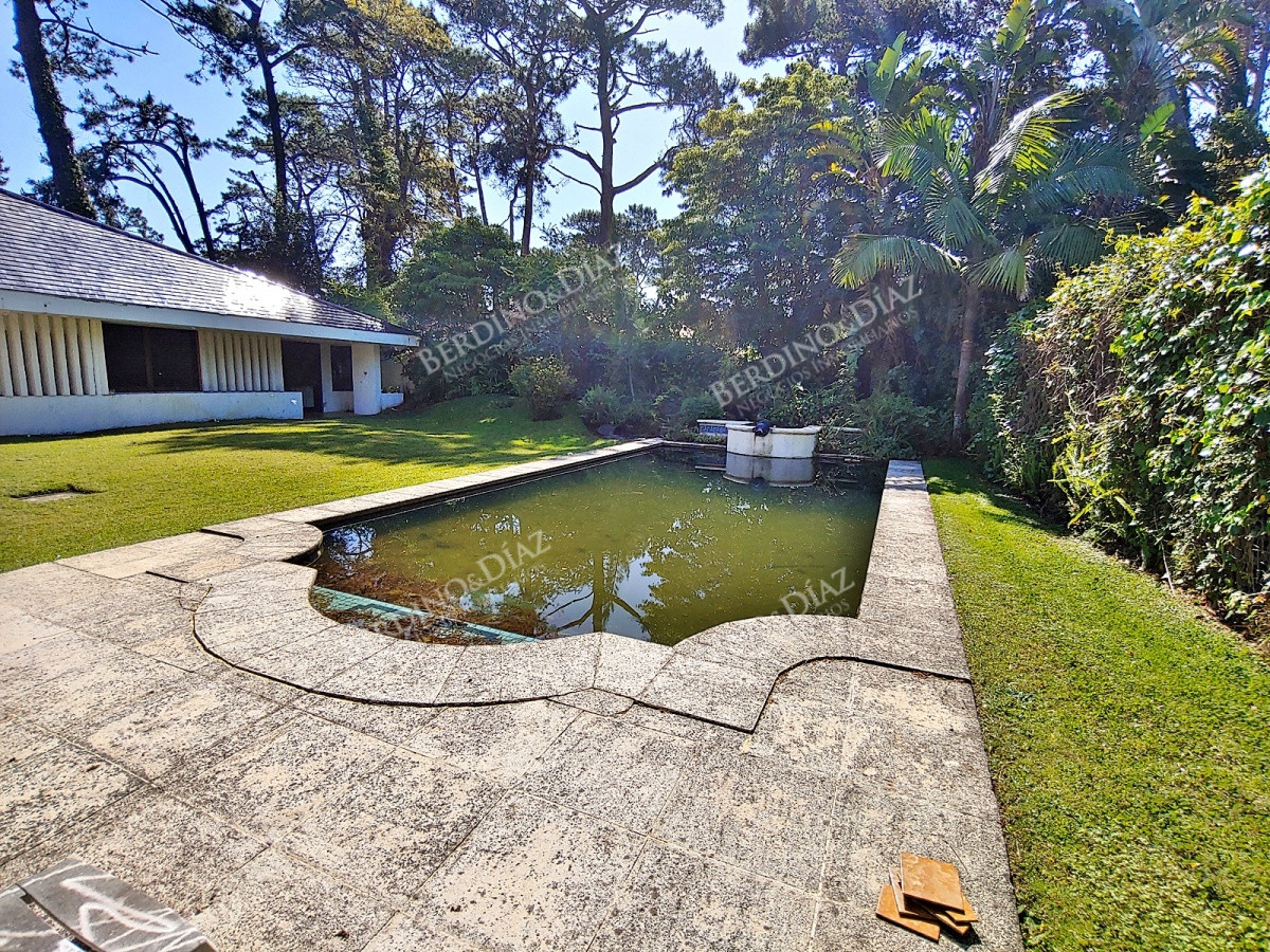 Casa ID.1904 - Residencia de categoría en paradas de Mansa